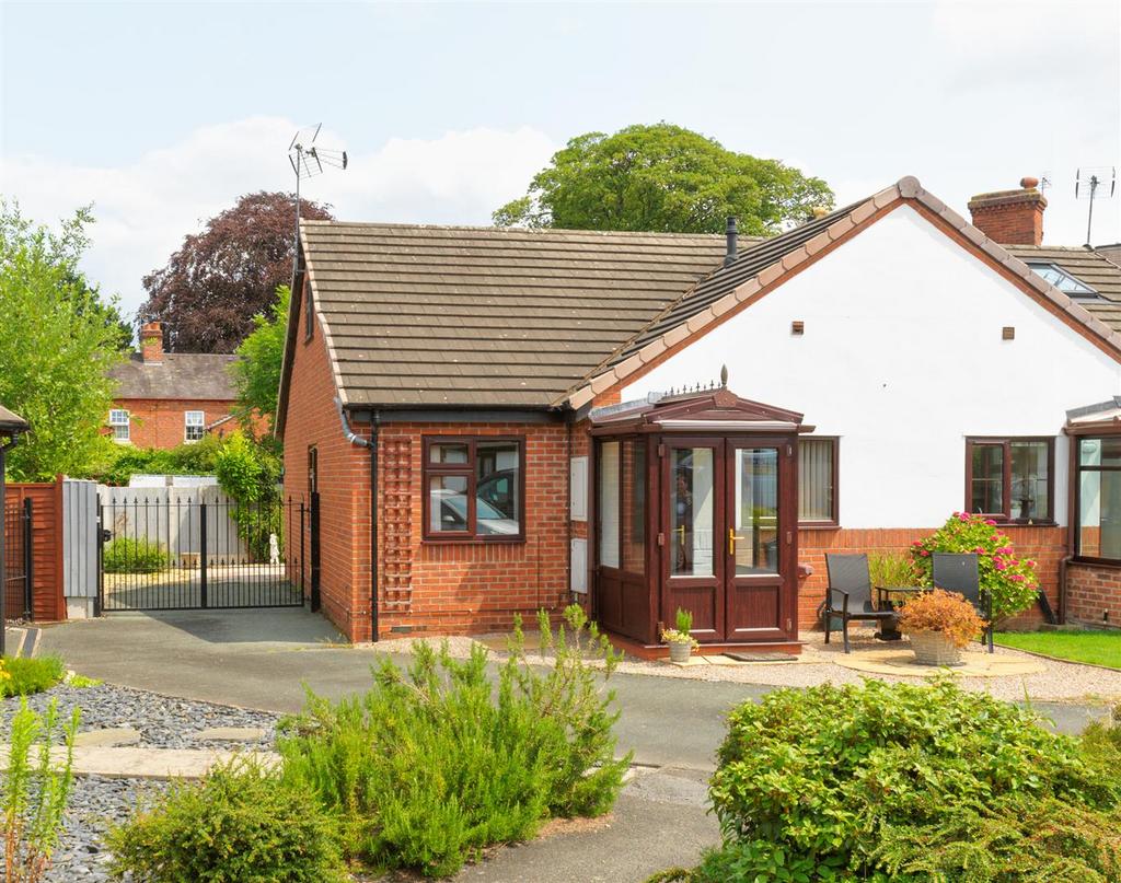 Park Street Close, Oswestry 3 bed house for sale £205,000