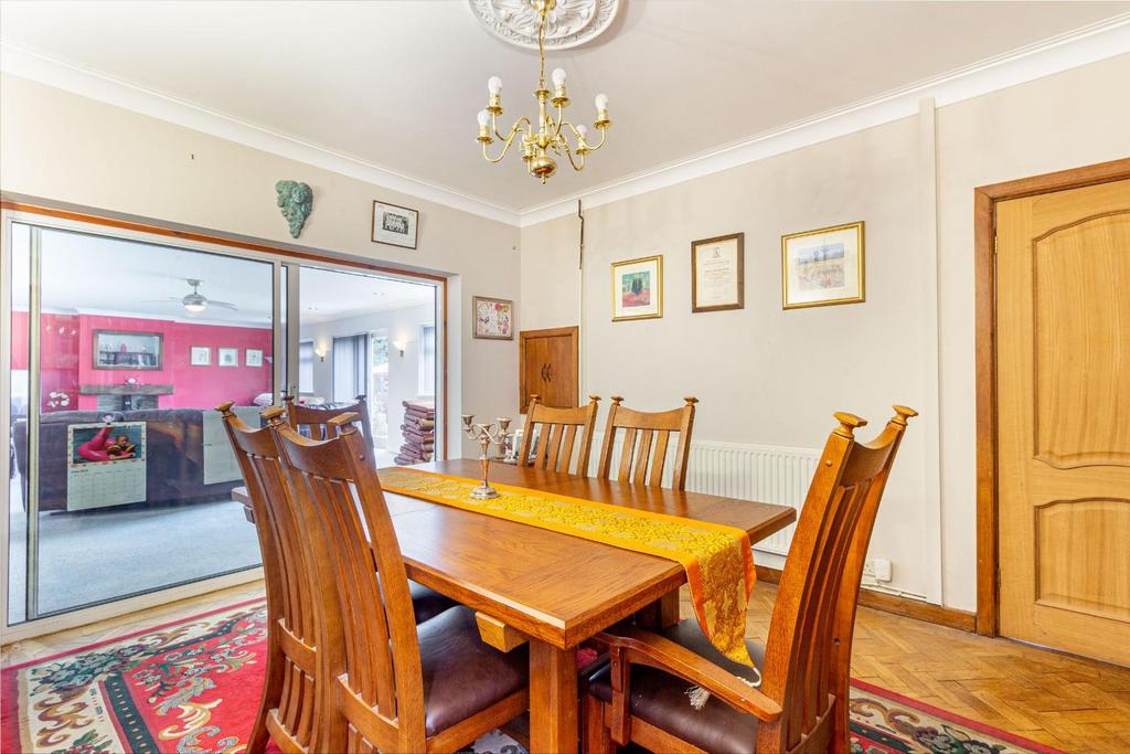 Dining-Room-1.jpg