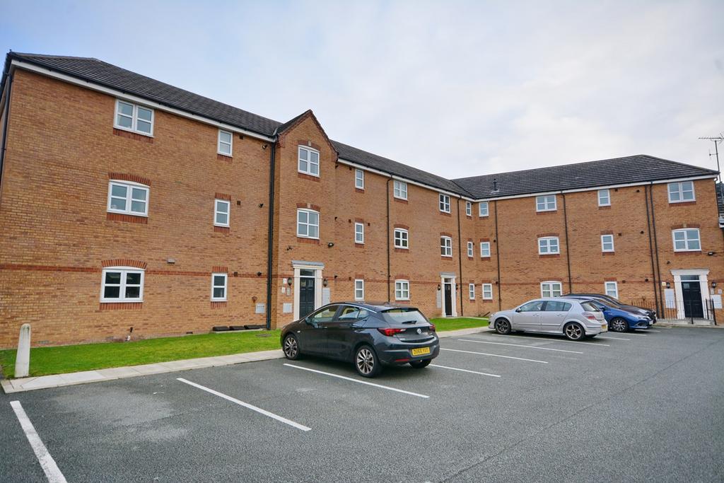 Lowther Crescent, St Helens, WA10 2 bed apartment £625 pcm (£144 pw)