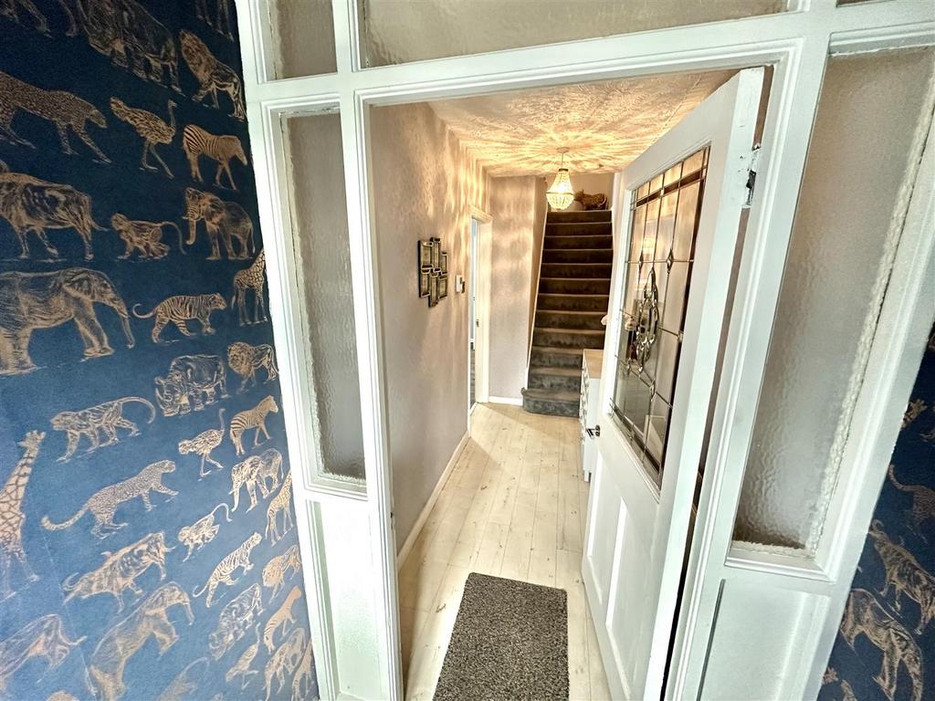 Reception vestibule