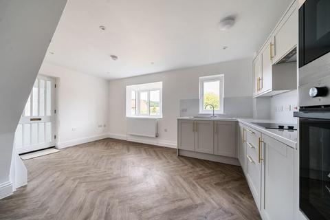4 Chillington Close, Upper Halling, Rochester, ME2 1JX