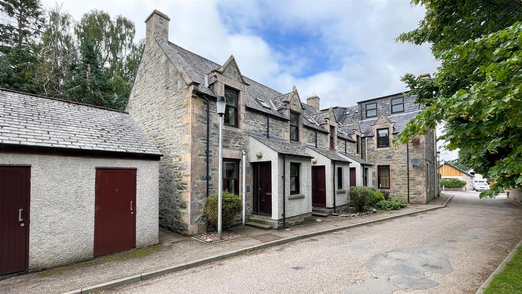 Woodside Avenue, Grantown on Spey 1 bed semidetached house for sale