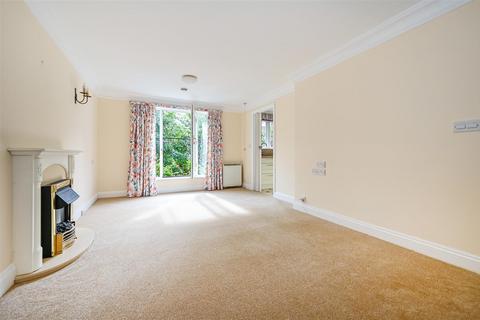 1 bedroom retirement property for sale, Deanery Close, Chichester