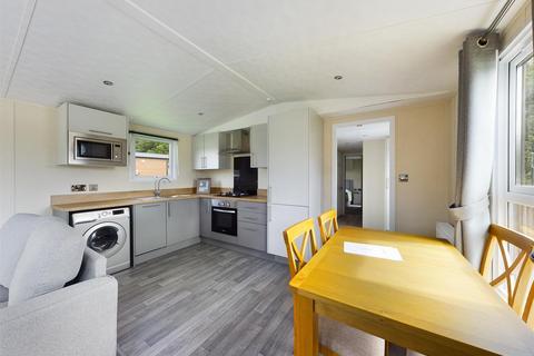 3 bedroom lodge for sale, Flamborough Road, Sewerby, Bridlington