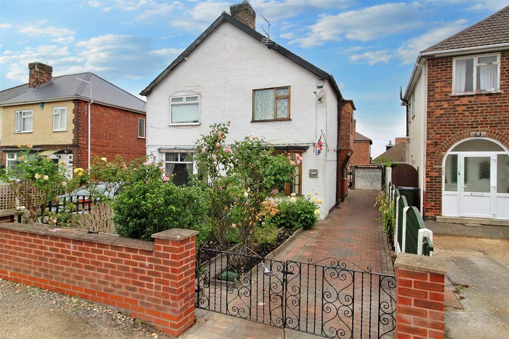 Plains Road, Mappeley, Nottingham 3 bed semidetached house for sale