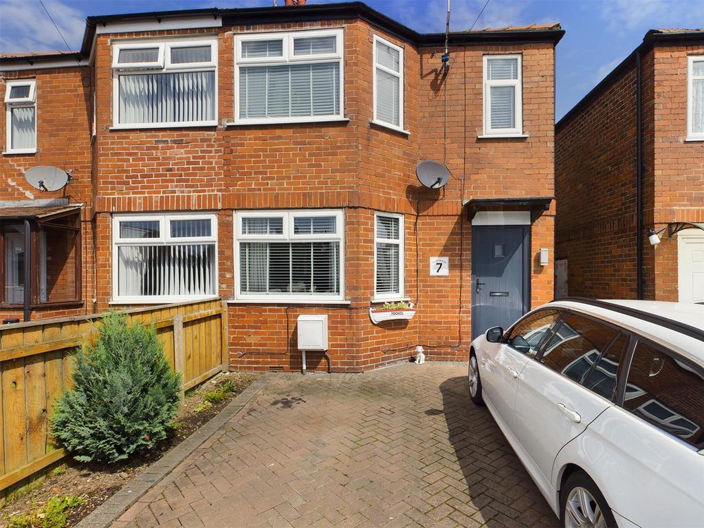 Woodcock Road, Flamborough 3 bed semidetached house for sale £179,950