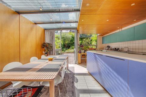 37 Shirlock Road, London, NW3 2HR