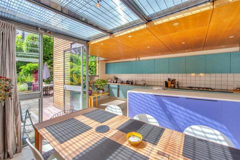 37 Shirlock Road, London, NW3 2HR