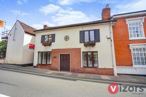 81 Alcester Road, Studley, B80 7NJ