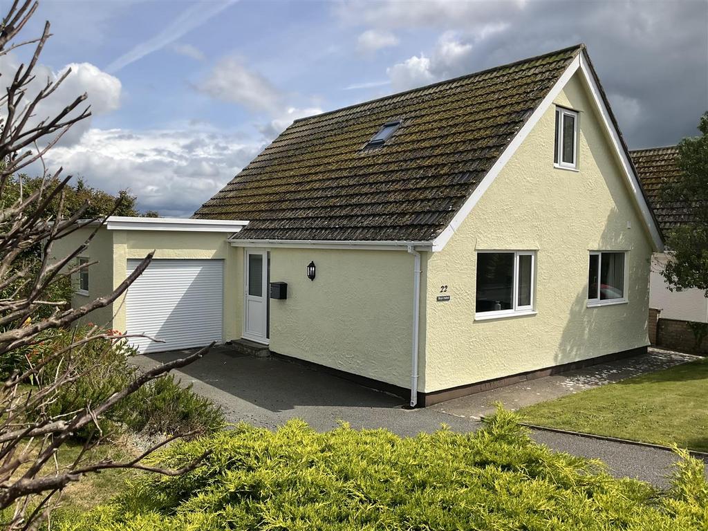 Craig Y Don Estate, Benllech, TynYGongl 4 bed detached house for sale