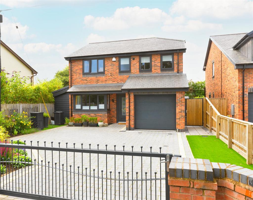 Overton Road, Penley. 4 bed detached house for sale £349,995
