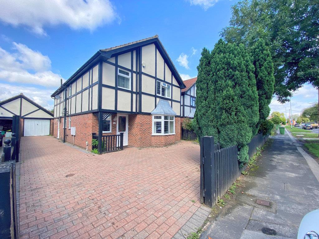 Priory Road, Cottingham 4 bed detached house for sale £375,000