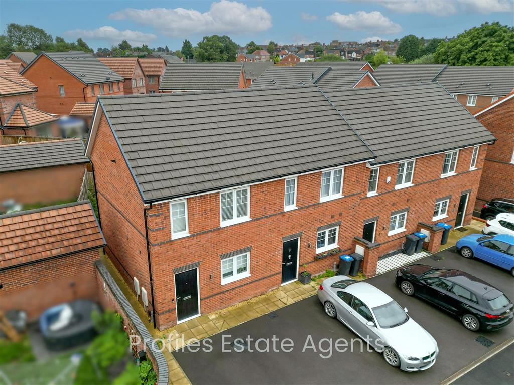 Notleyfield Close, Earl Shilton, Leicester 2 bed townhouse for sale £215,000