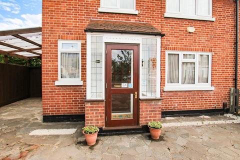 2a New Road, Mitcham, CR4 4JL