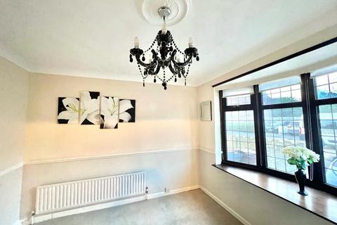 3 bedroom terraced house to rent, Martin Road, Dagenham, Essex, RM8