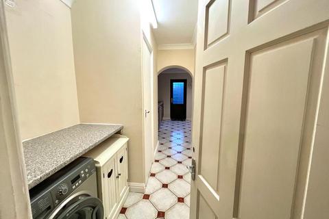 3 bedroom terraced house to rent, Martin Road, Dagenham, Essex, RM8