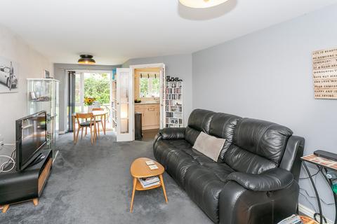 1 bedroom apartment for sale - Nanterre Court, 63-67 Hempstead Road, Watford, Hertfordshire, WD17