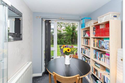 1 bedroom flat for sale, Hempstead Road, Watford, WD17