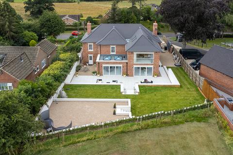 6 bedroom detached house for sale, Barton Road Market Bosworth, Warwickshire, CV13 0LQ