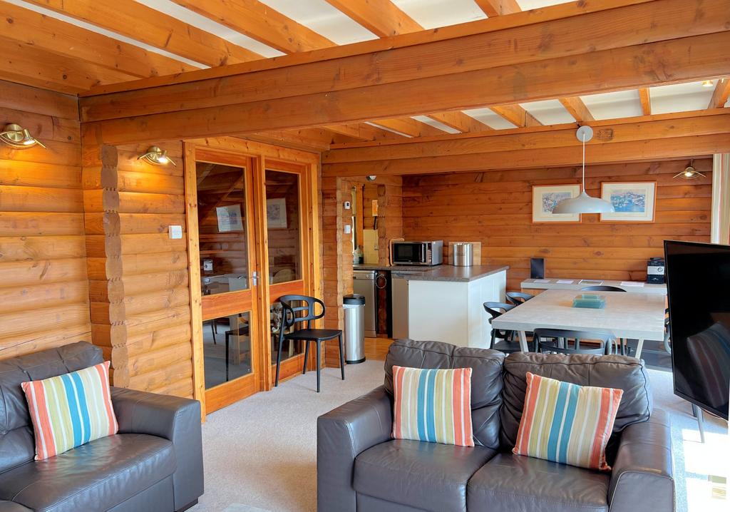 Laggan Hill Lodge, 12 Barend, Sandyhills 3 bed detached house for sale