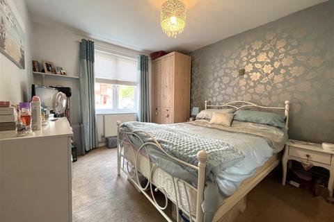 2 bedroom ground floor flat for sale, Betty Anne Court, Bath Street North, PR9 0DJ