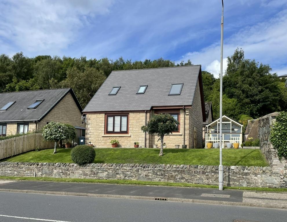 Bullwood Road, Dunoon, Argyll and Bute, PA23 3 bed detached house for