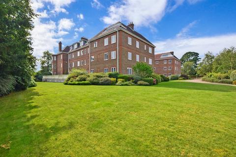 2 bedroom apartment for sale, Batts Hill, Reigate, Surrey