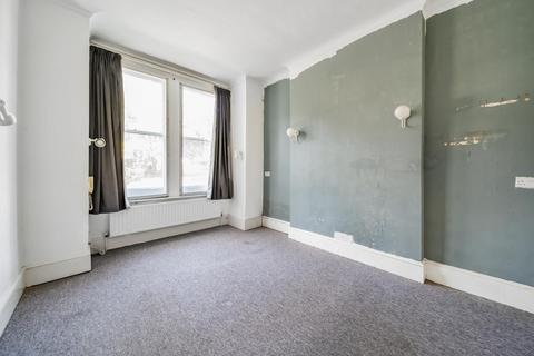 18 Manor Road, Beckenham, BR3 5LE