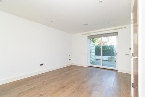 2 bedroom flat for sale, Ramsgate Road, Broadstairs, CT10