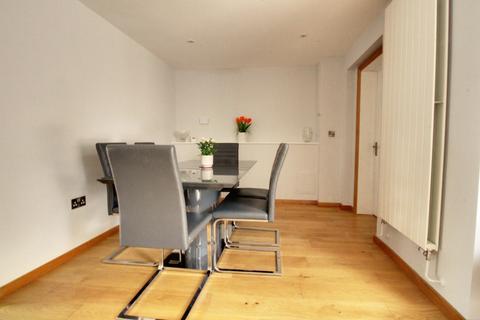 4 bedroom detached house for sale - ROYAL WAY, WATERLOOVILLE