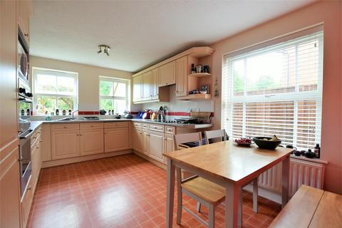 4 bedroom detached house to rent, Livingstone Close, Oakham, LE15