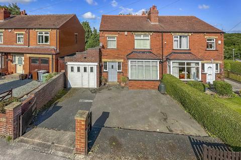 3 bedroom semi-detached house for sale - Kings Drive, Birstall