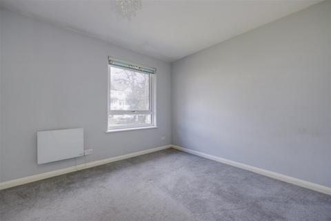 41 Ross Road, South Norwood, London, SE25 6SB
