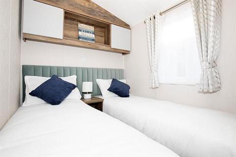 3 bedroom static caravan for sale, Foryd Road, Kinmel Bay North Wales