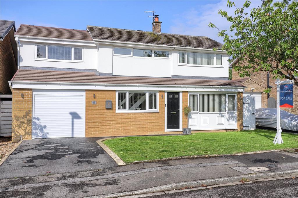 Moor Park, Nunthorpe 4 bed detached house for sale £350,000