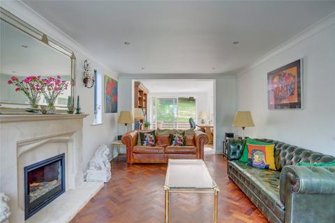 4 bedroom detached house to rent, Woodland Drive, Hove, East Sussex, BN3