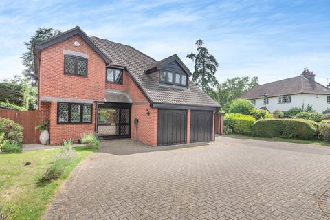 4 bedroom detached house for sale, Stanley Hill Avenue, Amersham