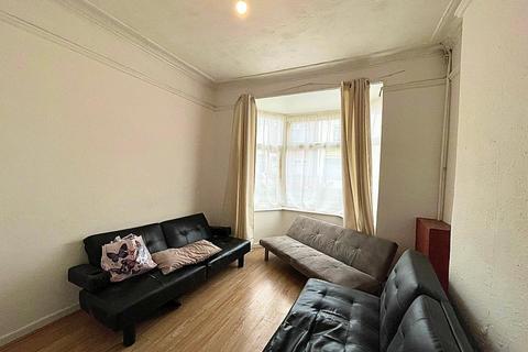 67 Birches Head Road, Stoke-on-trent, ST1 6LH