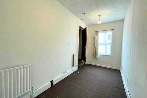 67 Birches Head Road, Stoke-on-trent, ST1 6LH
