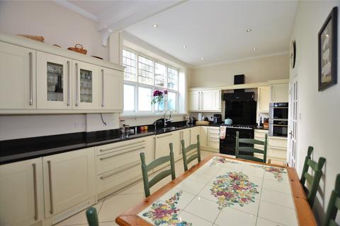 4 bedroom semi-detached house for sale, Church Road, Buxted, East Sussex, TN22