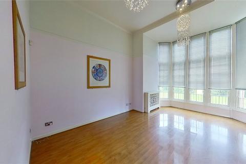 3 bedroom flat to rent, Parklands Oval, Crookston, Glasgow, G53