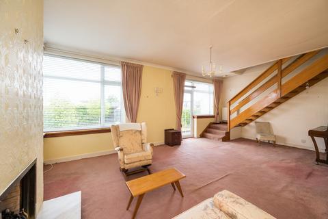 19 Silverknowes Road, Edinburgh, EH4 5LJ