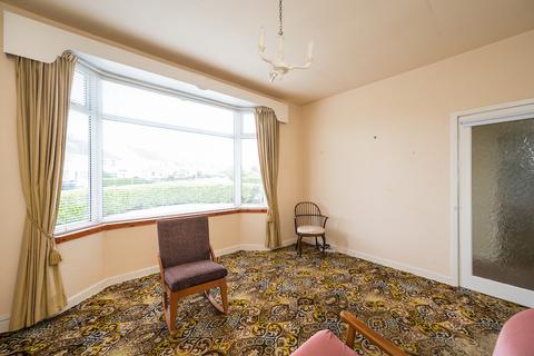 19 Silverknowes Road, Edinburgh, EH4 5LJ