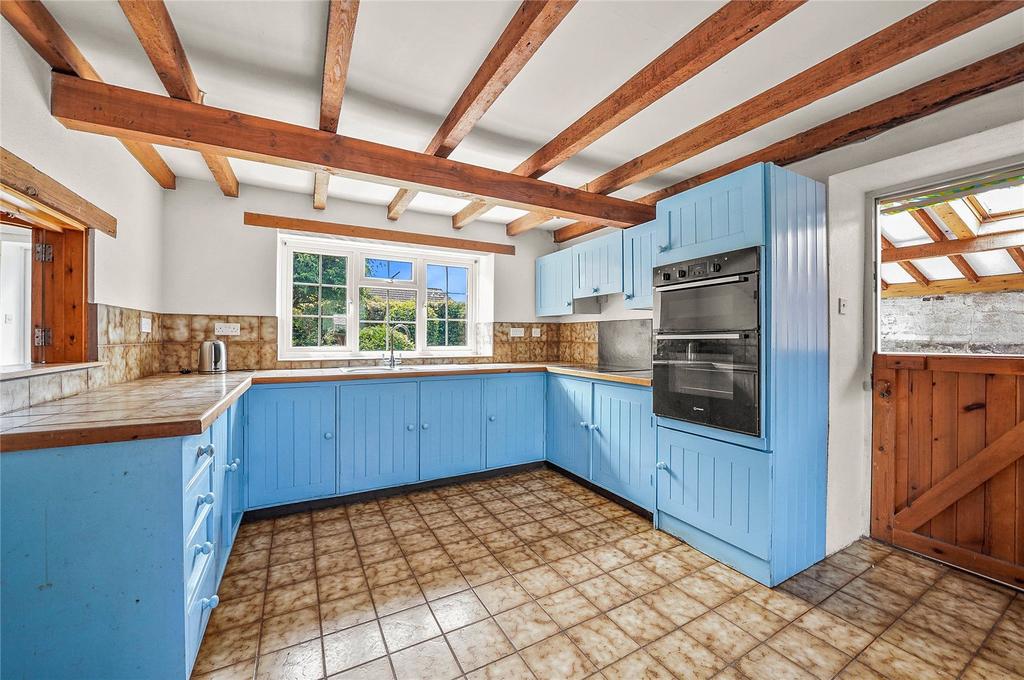 Kitchen 1
