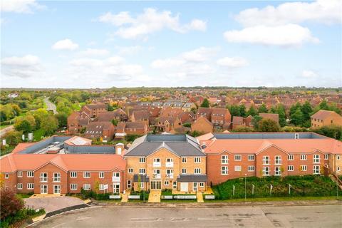 2 bedroom apartment for sale - Barnsdale Drive, Westcroft, Milton Keynes, Buckinghamshire, MK4