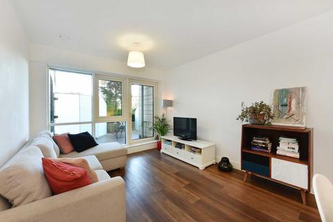 1 bedroom apartment to rent, Skyline House, Dickens Yard, Ealing W5