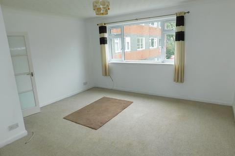 2 bedroom flat for sale, South Street, Hythe SO45