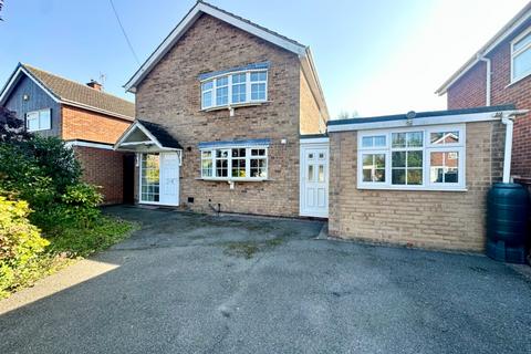 3 bedroom detached house to rent, Stella Avenue, Tollerton, Nottingham, Nottinghamshire, NG12 4EX