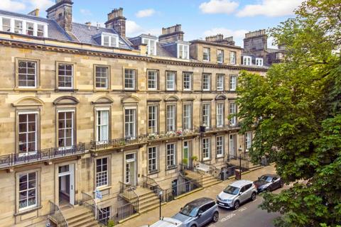 16/1 Clarendon Crescent, Edinburgh, EH4 1PU