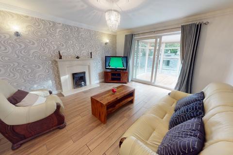 196 Beaconside, South Shields, NE34 7PU